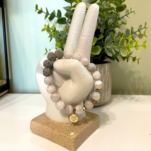 STONE beaded bracelet - Picture 1 of 2